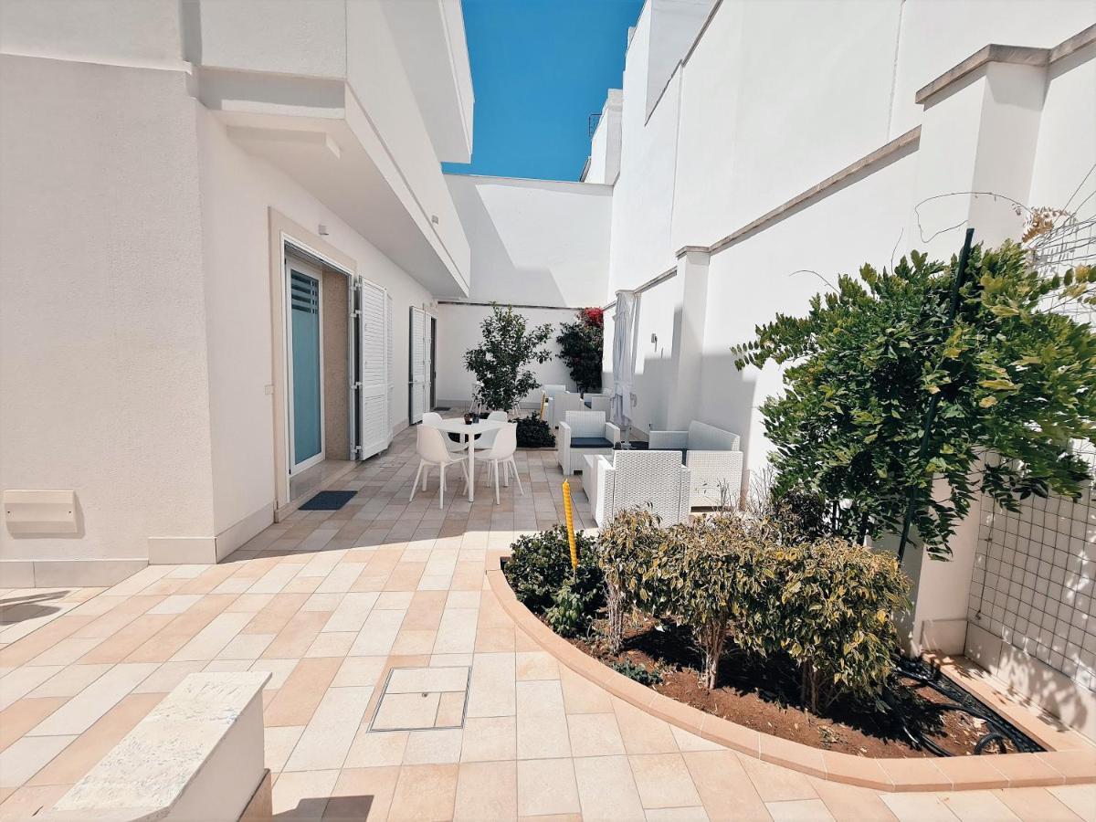 Kalinifta Rooms Apartment Torre Lapillo Exterior foto