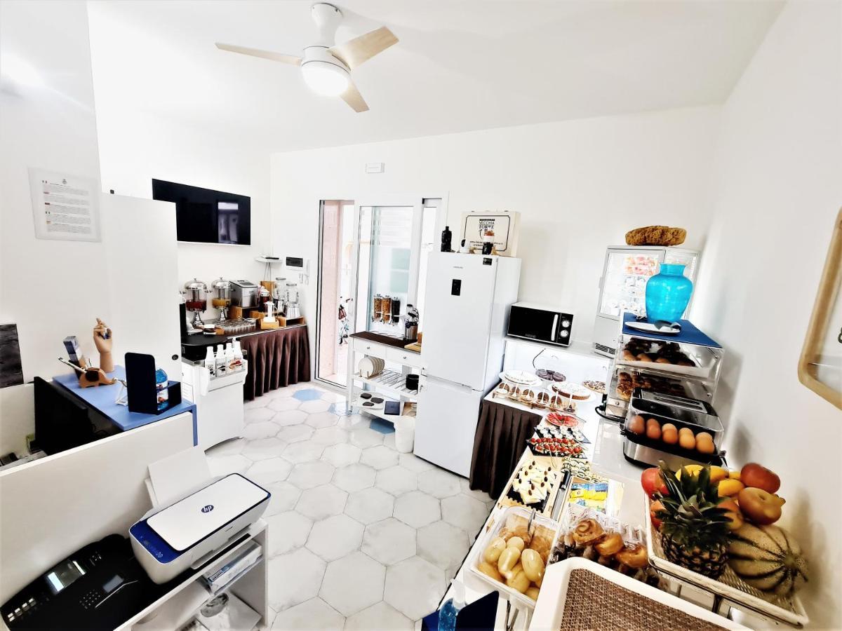 Kalinifta Rooms Apartment Torre Lapillo Exterior foto