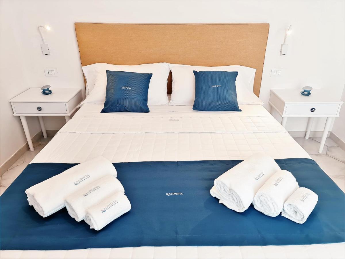 Kalinifta Rooms Apartment Torre Lapillo Exterior foto