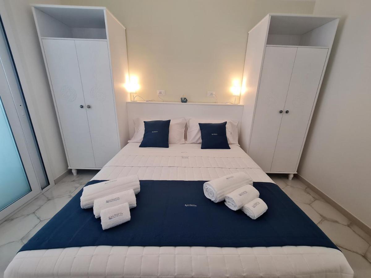 Kalinifta Rooms Apartment Torre Lapillo Exterior foto