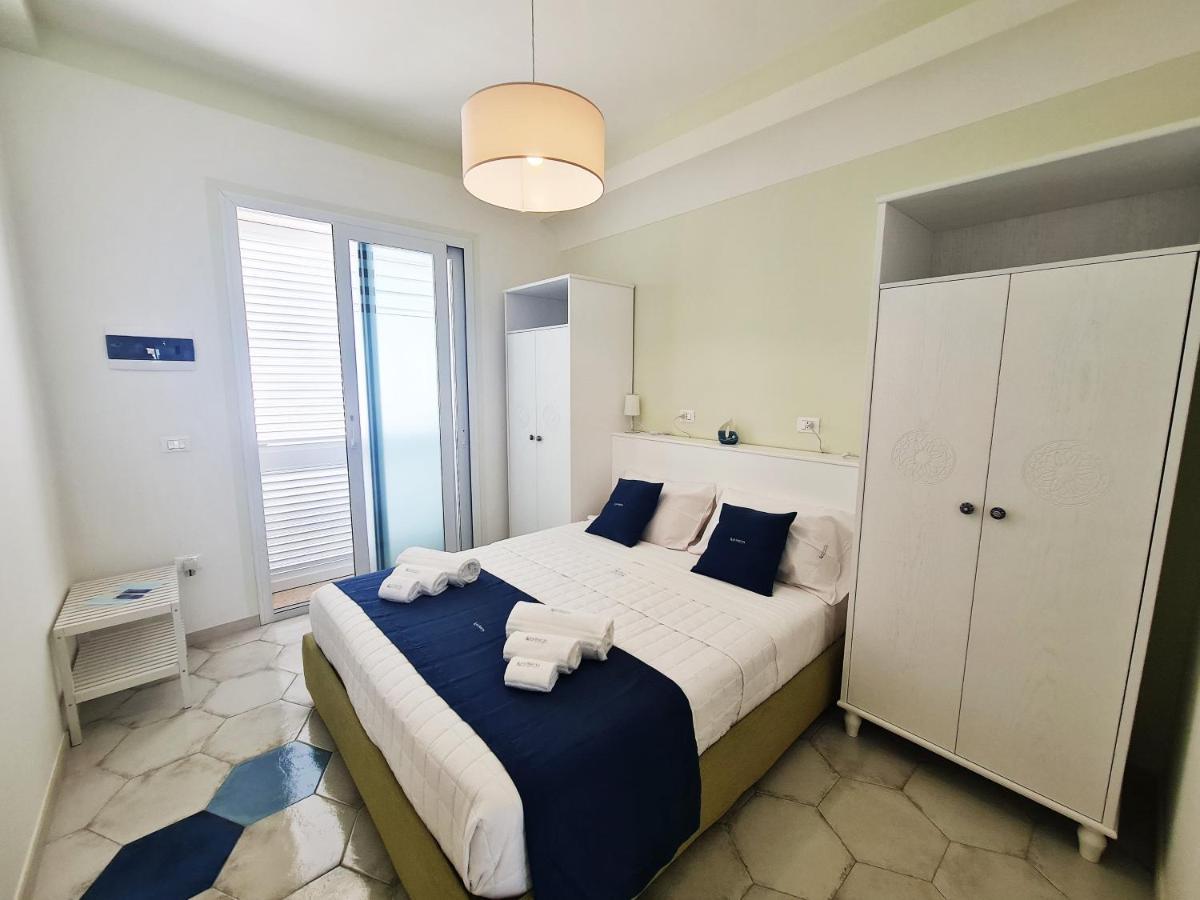Kalinifta Rooms Apartment Torre Lapillo Exterior foto